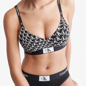🍀 NWT CALVIN KLEIN 1996 WOMENS LIGHTLY LINED BRALETTE